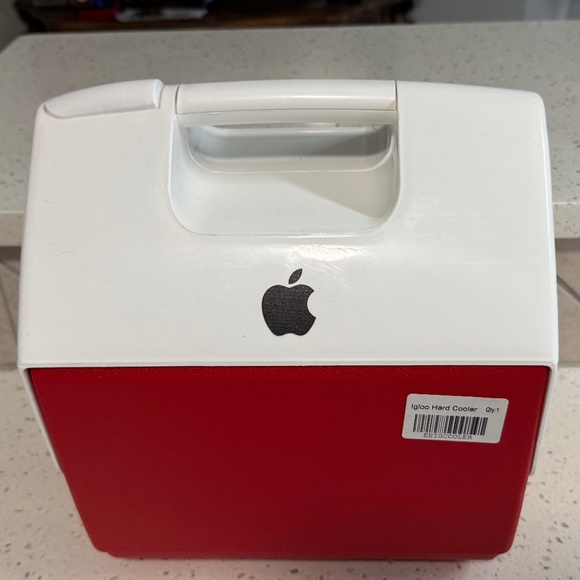 NWT Apple Employee Only Red Igloo Cooler - Picture 1 of 6